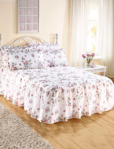 Rose Garden Quilted Bedding Collection