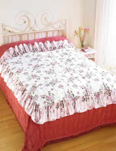 Rose Garden Quilted Eiderdown Style Quilt