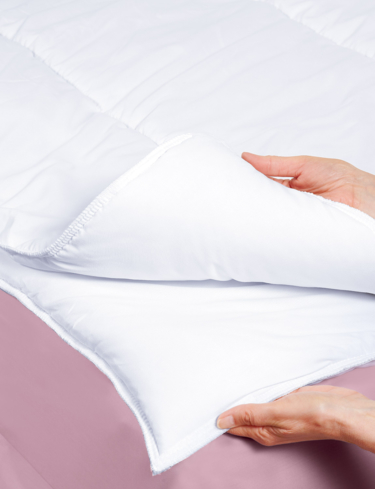 Downland Four Seasons Soft Touch Duvet Set